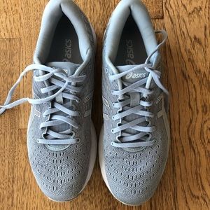 ASICS gel cumulus size 10 womens